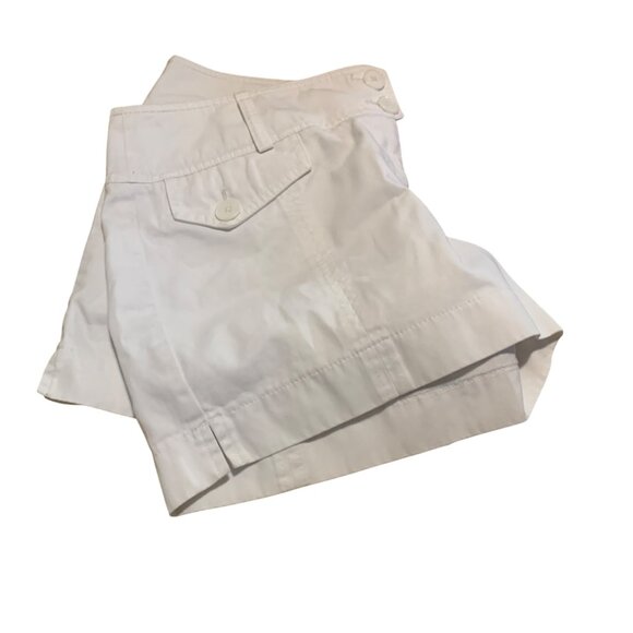 Ann Taylor LOFT Women's Shorts White Cargo Button Detail Back Pockets Sz 10 - Picture 7 of 14